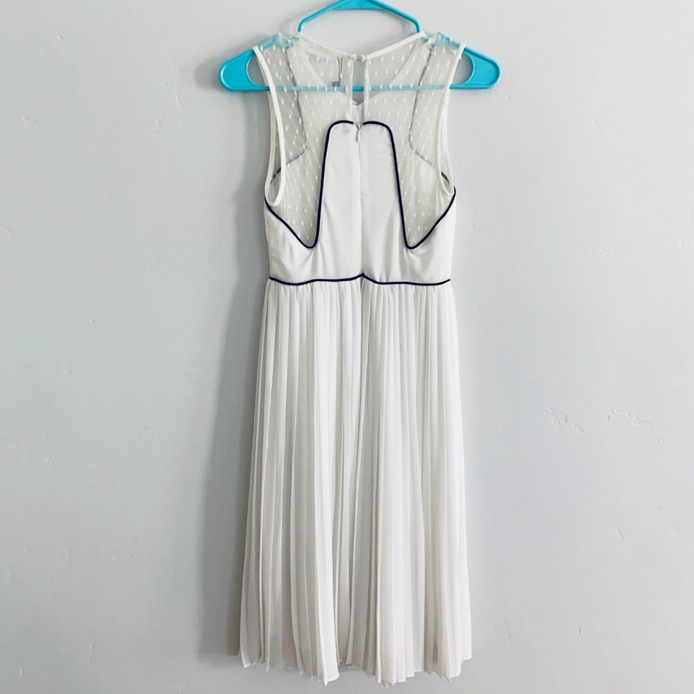 Sold Sugarlips White Pleated Lace A Line Dress - Picture 8 of 12